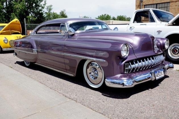 {short description of image}