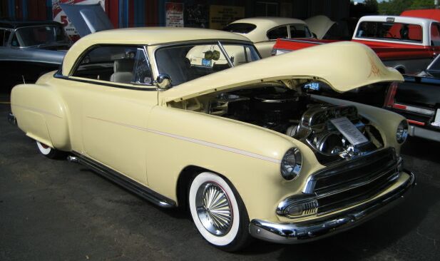 {short description of image}