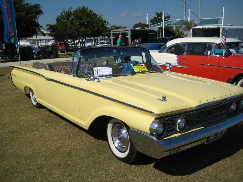 {short description of image}