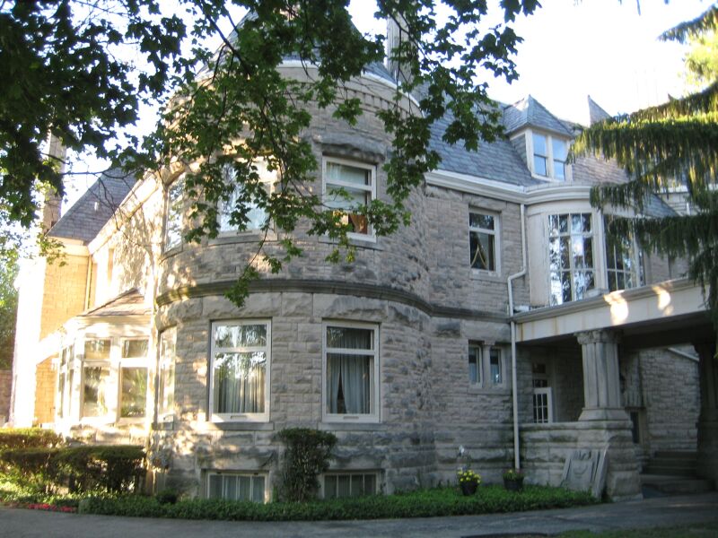 {short description of image}