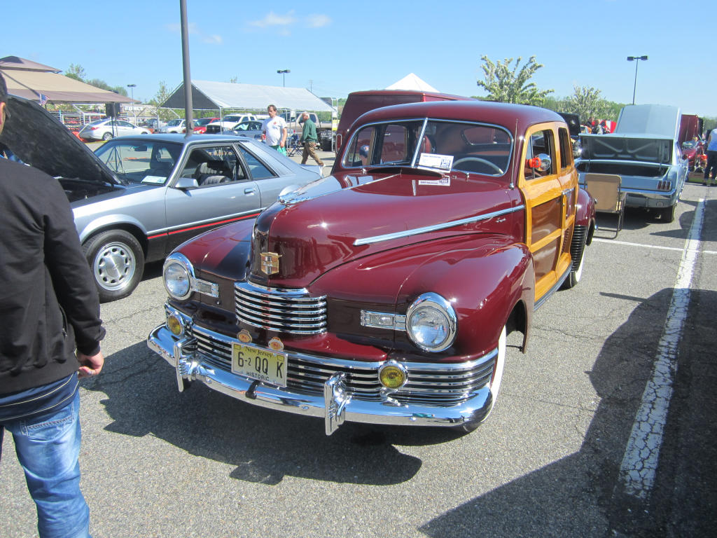 {short description of image}