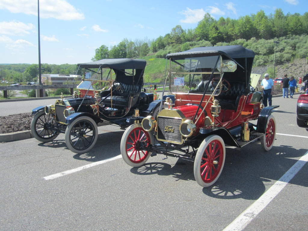 {short description of image}