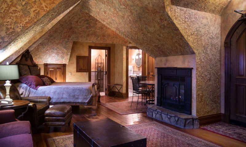 {short description of image}