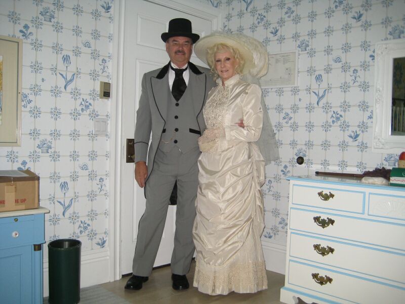 {short description of image}