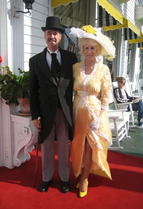 {short description of image}