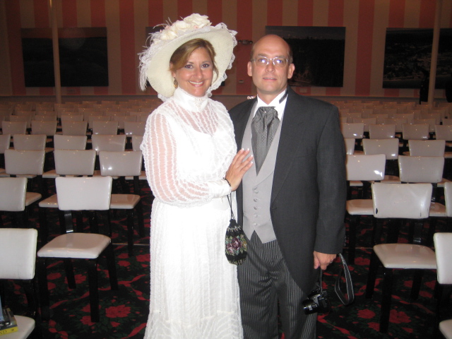 {short description of image}