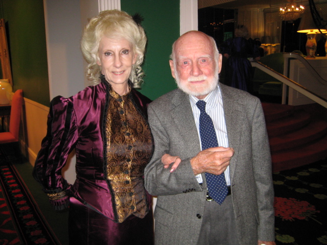 {short description of image}