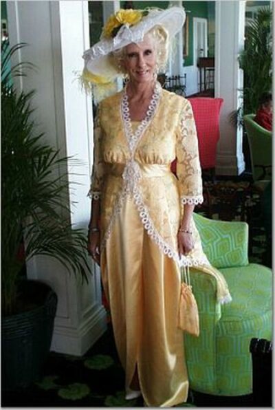 {short description of image}