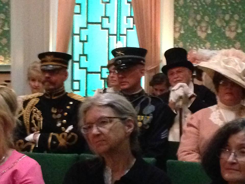 {short description of image}