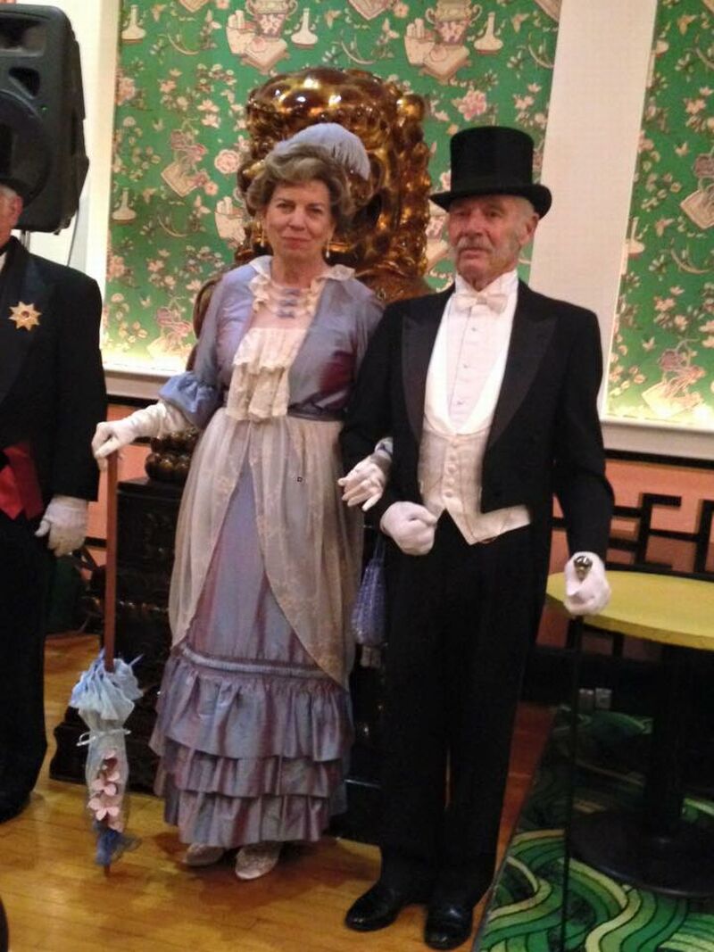 {short description of image}