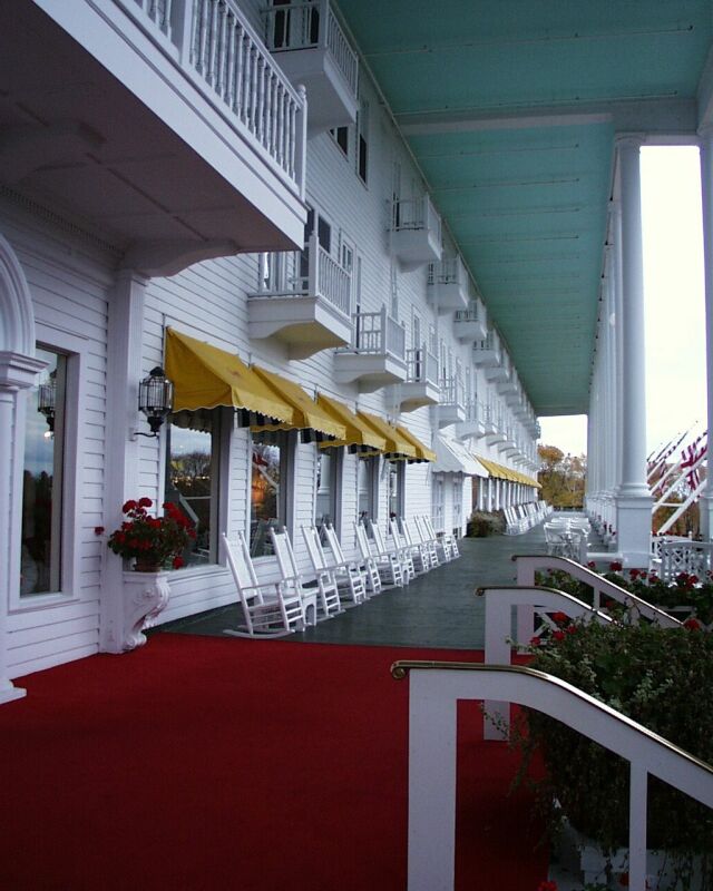 {short description of image}