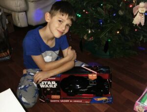 {short description of image}